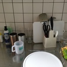 【家具・家電・寝具セット】テレビ・ソファ・デスク・チェア・布団セット・食器等【約45万円相当】民泊AirBnB