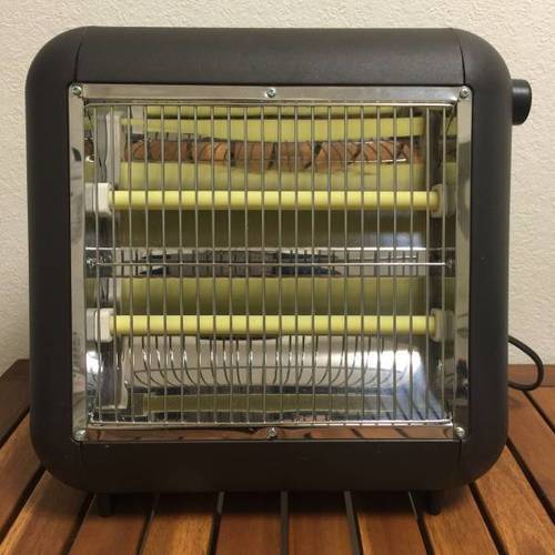 ±0 プラマイゼロ 遠赤外線カーボンヒーター Y010 美品！