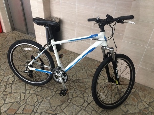 商談中) ほぼ新品 26インチMTB