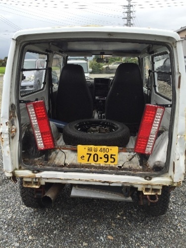ジムニー 外装ボロボロなのでクロカン捨て身で行ける使用 車検29年12月まで有ります けんたまん 深谷のジムニーの中古車 ジモティー