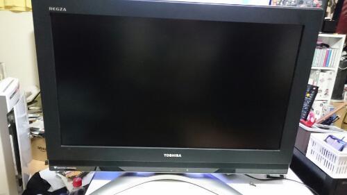 【取引終了】東芝 REGZA(レグザ) 液晶 TV 32H3000 32型