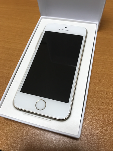 新品！iPhone5s 16g ゴールド色 本体のみ。