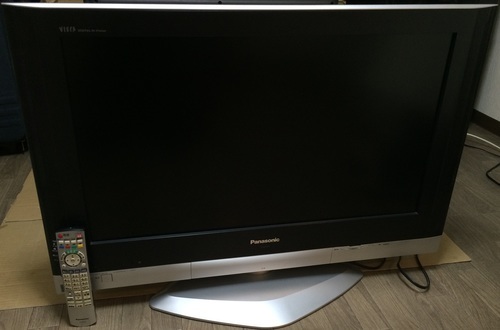 【ご成約済】32型　パナソニック・ビエラ　ダブルチューナー　画面分割　ハイビジョン液晶テレビ　【ＴＨ－32ＬＸ500】 激安配達あり♪