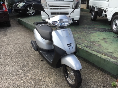 ホンダ　タクト　(シルバー)　Ｈ28年式　自賠30年4月　低走行　原付