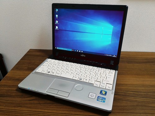 （お取引中）i5搭載 高性能Window10ﾉｰﾄ Core-i5/ﾒﾓﾘ3GB/HDD250GB/無線LAN/Libre Office/Fujitsu P771