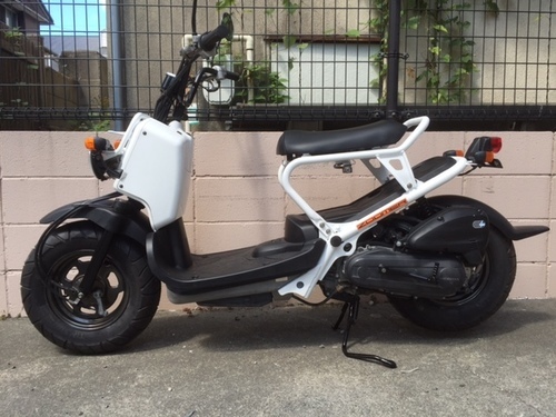 ホンダzoomerズーマー白新品部品多数かっこいいです 鹿児島市 エウレカ 鹿児島中央のバイクの中古あげます 譲ります ジモティーで不用品の処分
