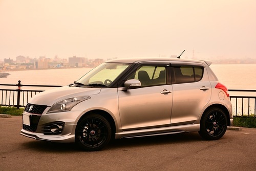 値下げしました スイフトスポーツzc32s シルバー ダー 函館のスイフトの中古車 ジモティー