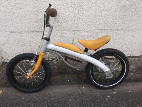 Bmw キッズバイク ストライダー 子供用自転車 前タイヤ交換済 ピーコンピープル 目黒のその他の中古あげます 譲ります ジモティーで不用品の処分 Bmw キッズバイク ストライダー 子供用自転車 前タイヤ交換済 ピーコンピープル 目黒のその他の中古あげます 譲ります ジモティーで不用品の処分