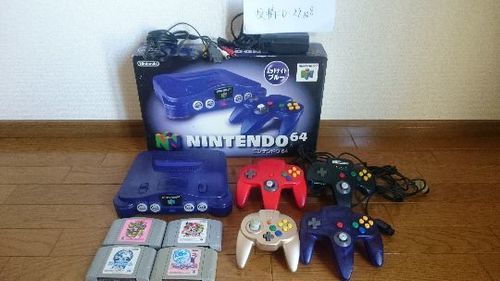 【NINTENDO64】本体＋ソフト４本＋コントローラー４個【N64】