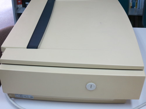 EPSON ES-8000 エプソンスキャナ稼働品A3対応