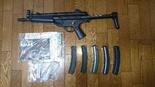東京マルイ MP5A5ホップアップ 電動 サブマシンガン 18歳以上