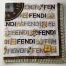 新品FENDIスカーフ！