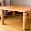 頑丈な木製センターテーブル