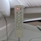 エステベッド電動式[4モータータイプ]キャスター付　（中古品）