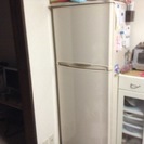 冷蔵庫 シャープ225ℓ2005年製
