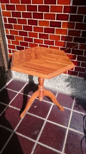 美品】バリ島家具 ネコ脚ヘキサゴンサイドテーブル 6角形