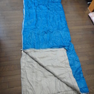 美品　寝袋　ブルー ベッド アウトドア キャンプ  寝具