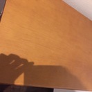 机、椅子のセット　椅子はUNICOです。