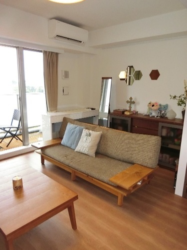 飛騨産業 背クッション付きソファー3P SN15SO