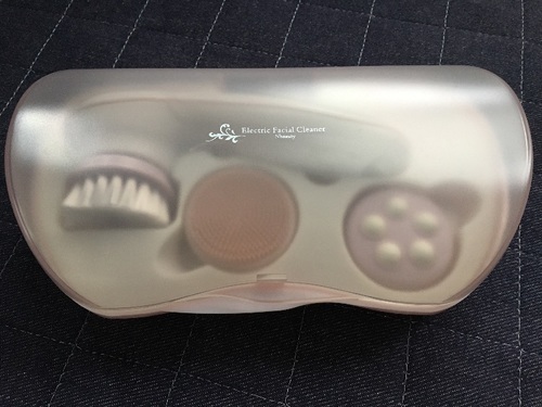電動洗顔ブラシセット！