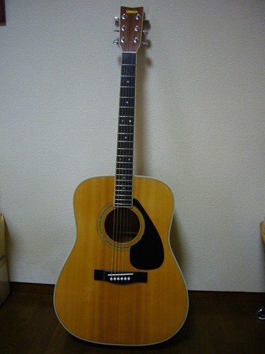 値下げしました8000円から6000円へYAMAHA FG-151B 新品同様