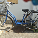 ブルーの自転車