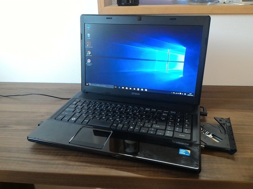 (お取引中)Core-i5 ﾒﾓﾘ4G搭載 超快適Win10ﾉｰﾄ i5/ﾒﾓﾘ4GB/HDD160GB/DVD-ROM/無線LAN/Libre Office [Epson Endeavor NJ3300]