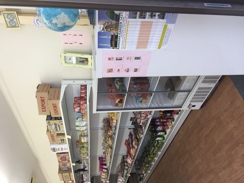 使用４か月の商品棚システムを売ります