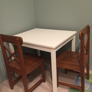 【差し上げます】IKEA 子供用テーブルと椅子２脚