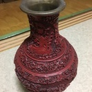 銅製の瓶、台湾製、外側の赤い材質は不明