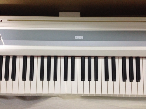 中古美品 KORG デジタルピアノ SP-170 説明書、備品完備