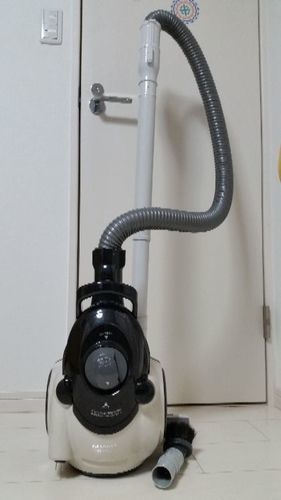 シャープ掃除機2013年製