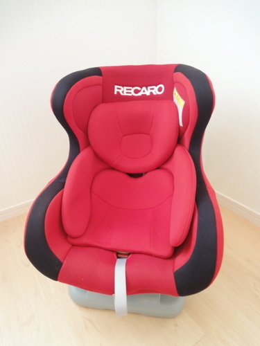 美品 ブランド チャイルドシートをお譲りします!!【RECARO レカロ スタート プラス アイ LEY-511】
