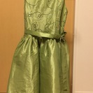 子供服 サイズ 8　グリーン　ワンピースドレス 