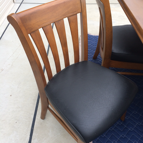 ミキモクのダイニングテーブル椅子セット