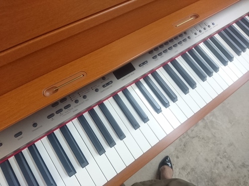 ヤマハ　CLP-370C　　　￥81,000－