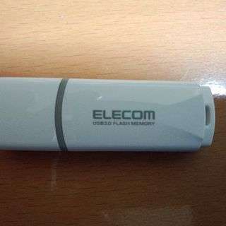 商談中　USBメモリー    エレコム　MF-HTU3A64GWH