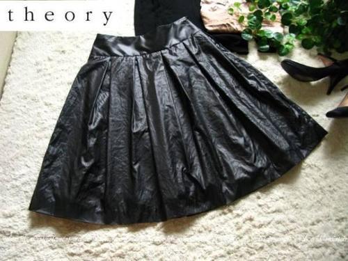 【新品タグ】セオリーtheory ボリュームドレープドレススカート黒 イタリア製 発表入学入園