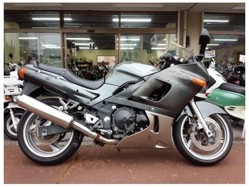 ご成約ありがとうございます。 NO.1084 ZZR400 水冷4サイクル4気筒エンジン 後期モデル ☆彡