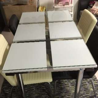 美品！最終値下げ。大人気のフレスコダイニングテーブルセット。