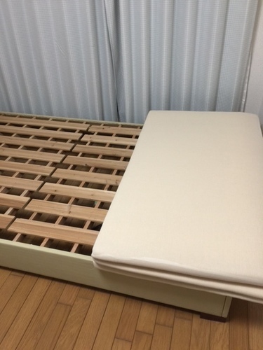 セミダブルベット　安く処分