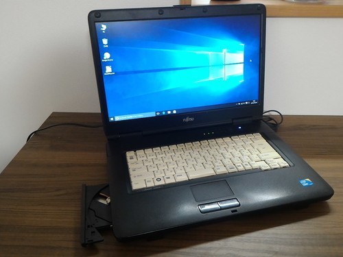 高性能 i5搭載Windows10 i5/ﾒﾓﾘ2G/HDD160G/DVD-ROM/Libre Office [富士通 Lifebook A550/A]