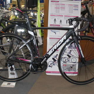 ＭＥＲＩＤＡ　ＲＥＡＣＴ４００　２０１６年モデル型落ち特価