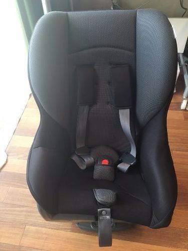 takata チャイルドシート