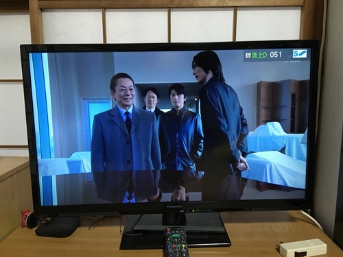 パナソニック  32インチ  薄型テレビ