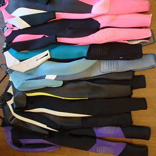 ウエットスーツ１１着　中古　