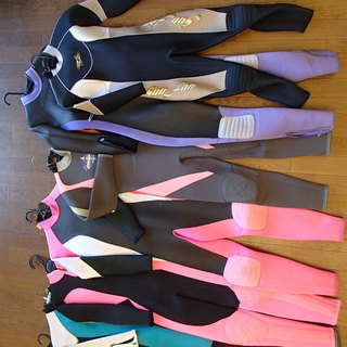 ウエットスーツ１１着　中古　