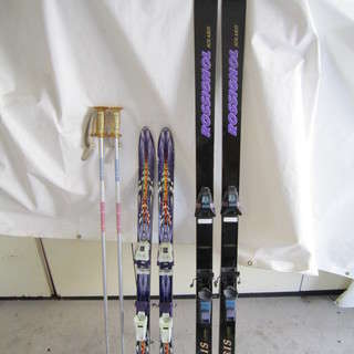 スキー板２組＋ストック１組
