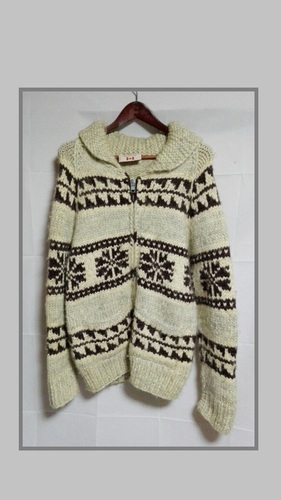 カナダの老舗 Tuakのカウチンセーター Maruchibi 瑞江のセーター メンズ の中古 古着あげます 譲ります ジモティーで不用品の処分