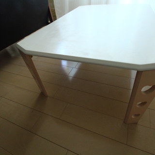 【無料】テーブル 机 ホワイト 白